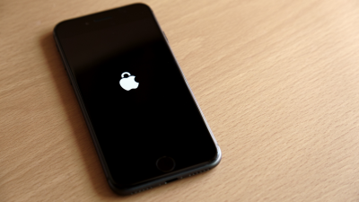 iPhone displaying a lock symbol