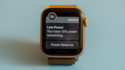 An Apple Watch displaying a low power warning