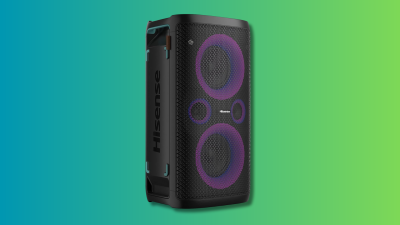 Hisense Party Rocker Speaker on a teal and green gradient background.